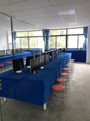 鹰潭广告图文、广告字体与广告牌设计制作培训全攻略